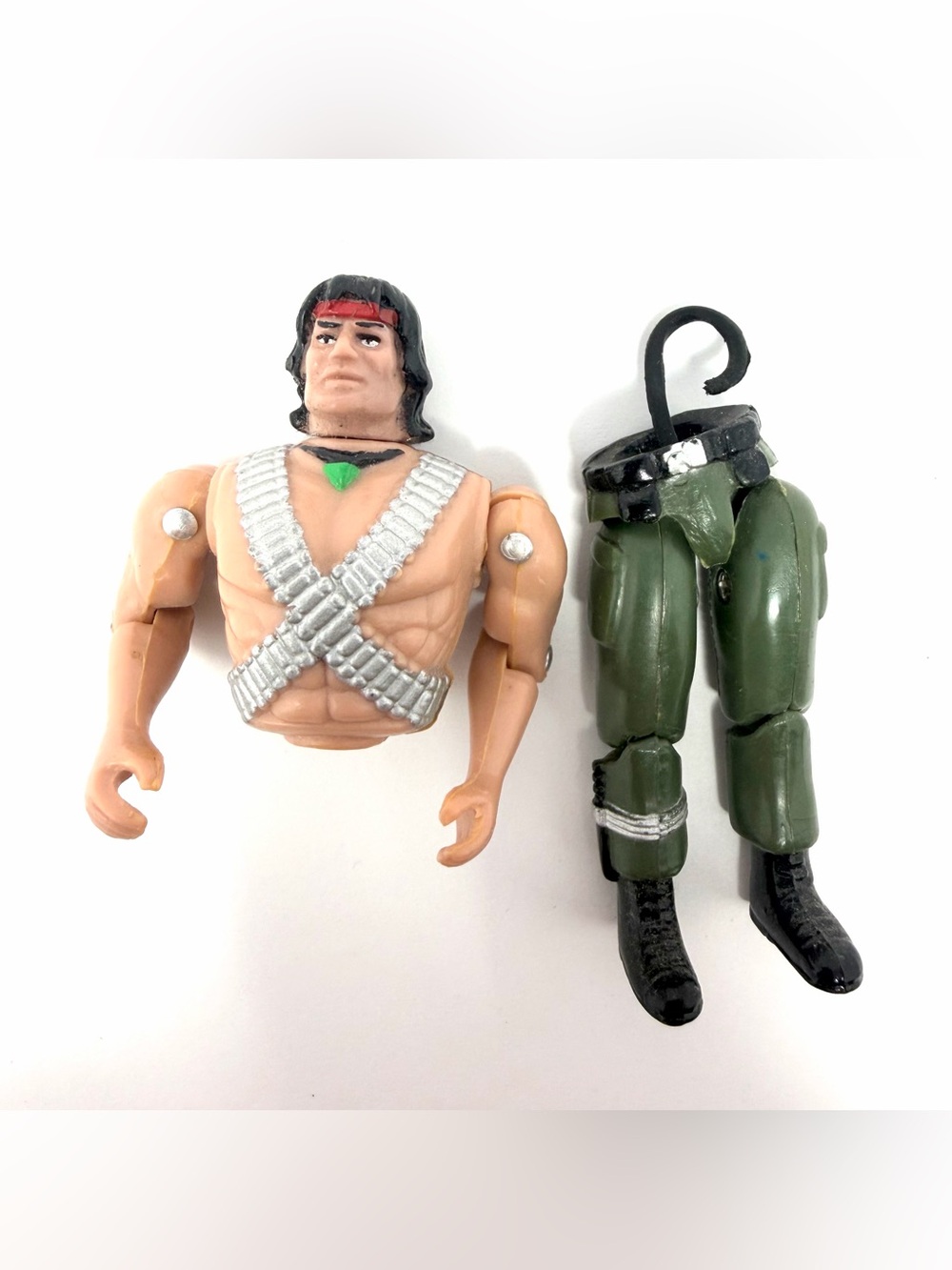 VTG 1995 Toy Island RAMBO Champion of Liberty 4” Action Figure (Broken Band)
